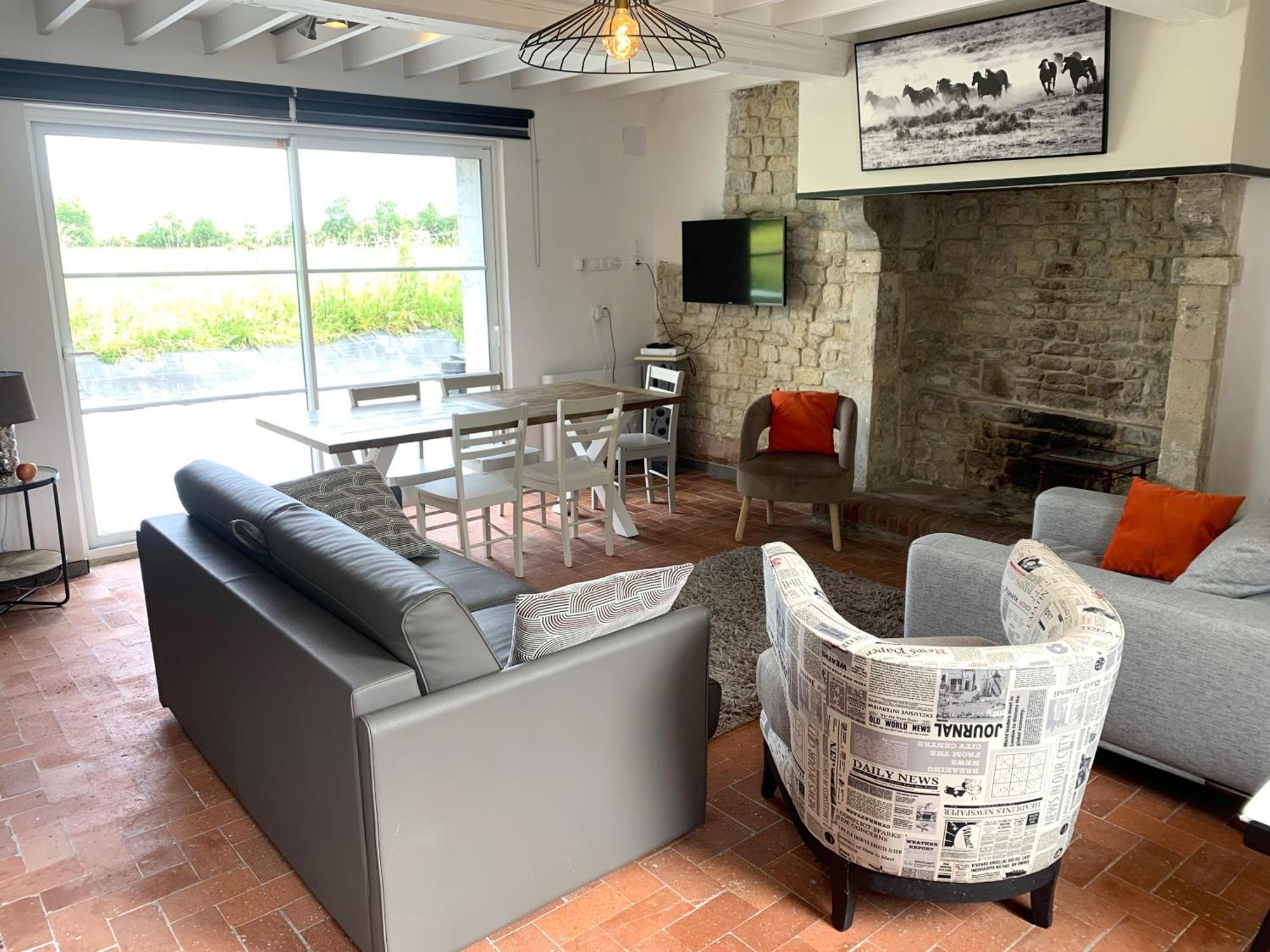 Comfortable House For 6 Guests In Saint-Come-Du-Mont Villa Eksteriør billede